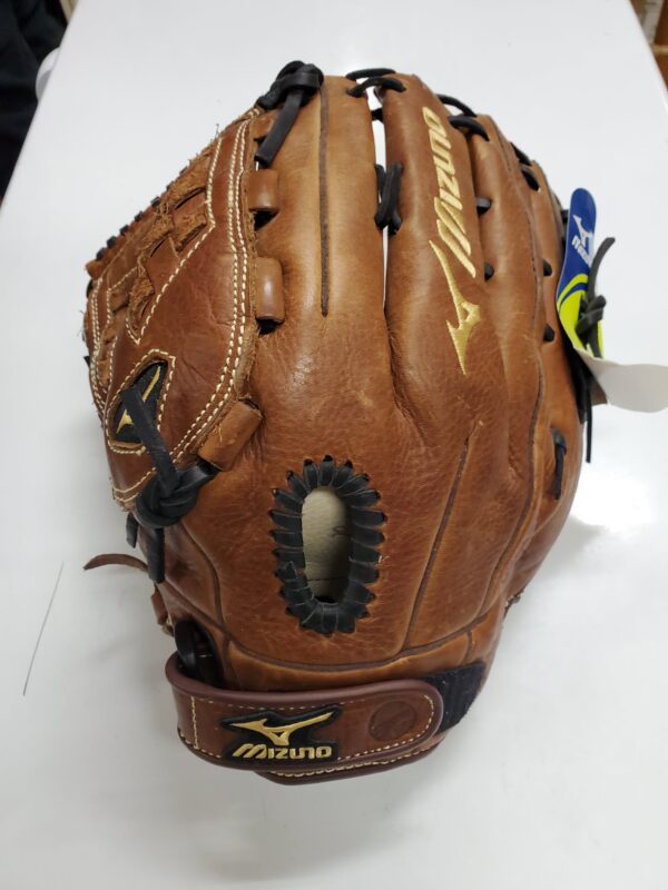 Mizuno hot sale gmvp 1300